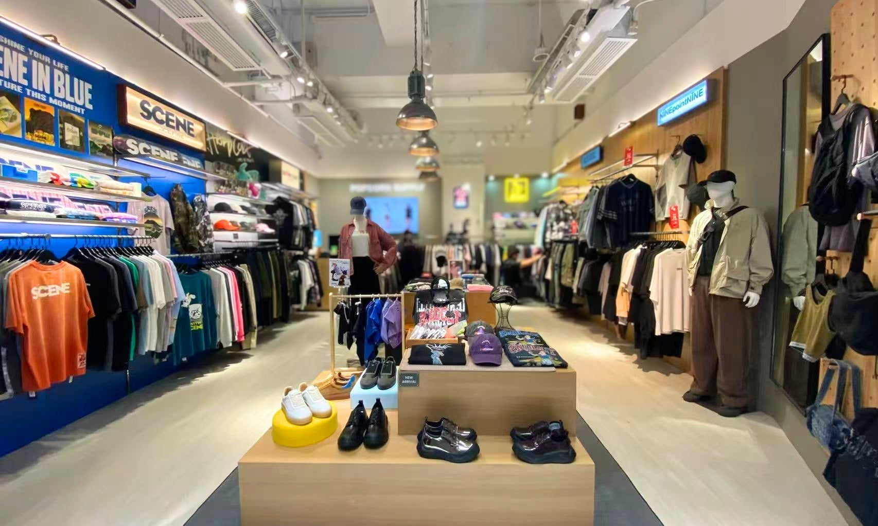 Hidden White Arrives at POPCORN SUPPLY, Causeway Bay