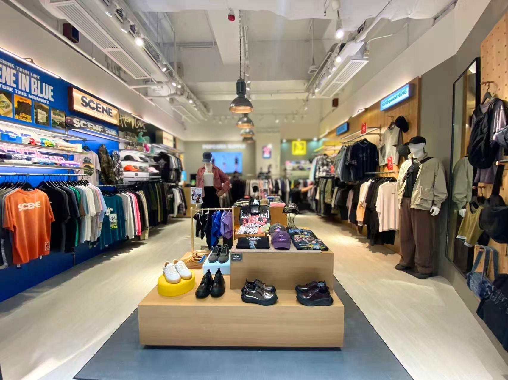 Hidden White Arrives at POPCORN SUPPLY, Causeway Bay