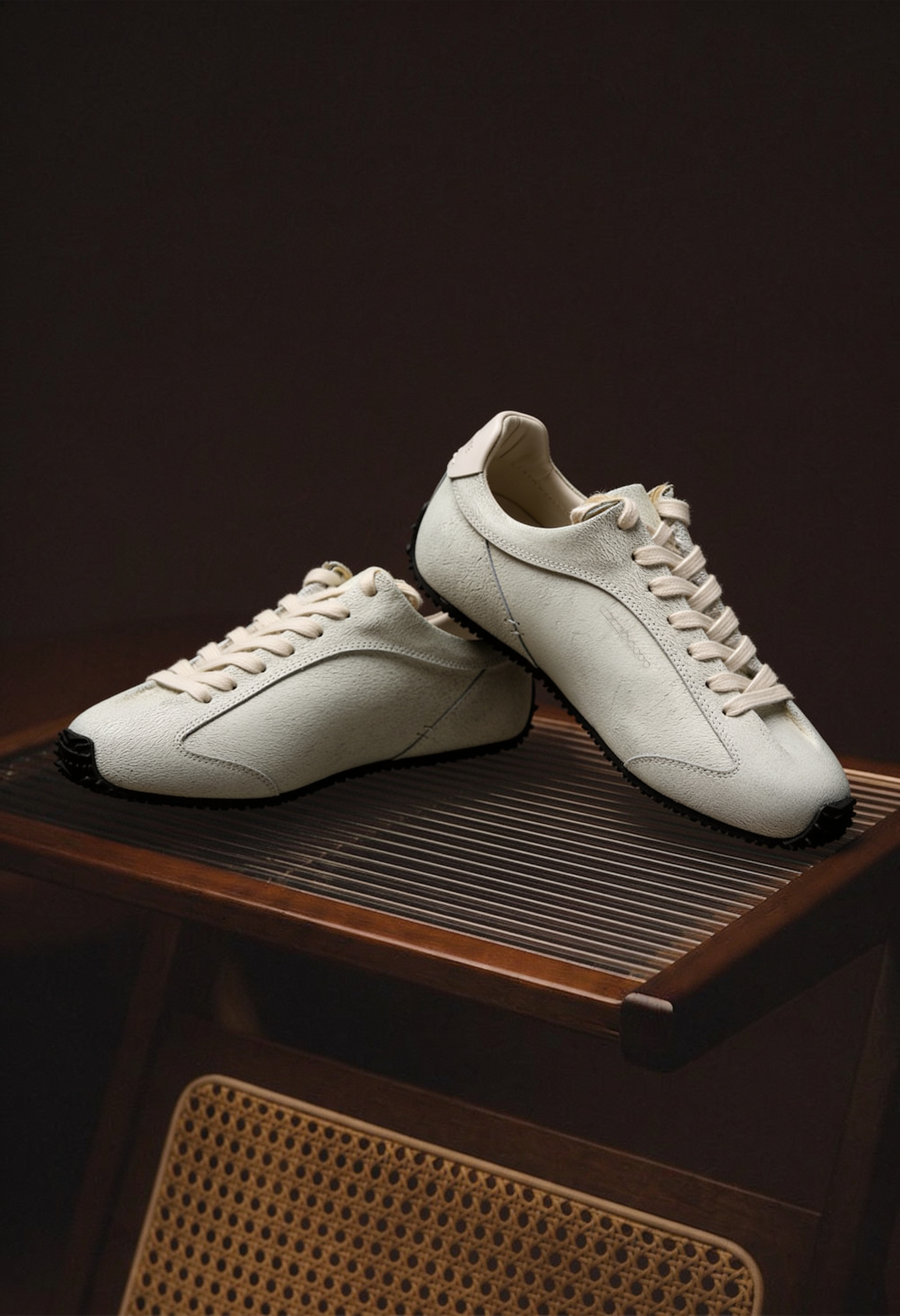 Bunny_Eggshell_White_260903_03_retouched_1.png